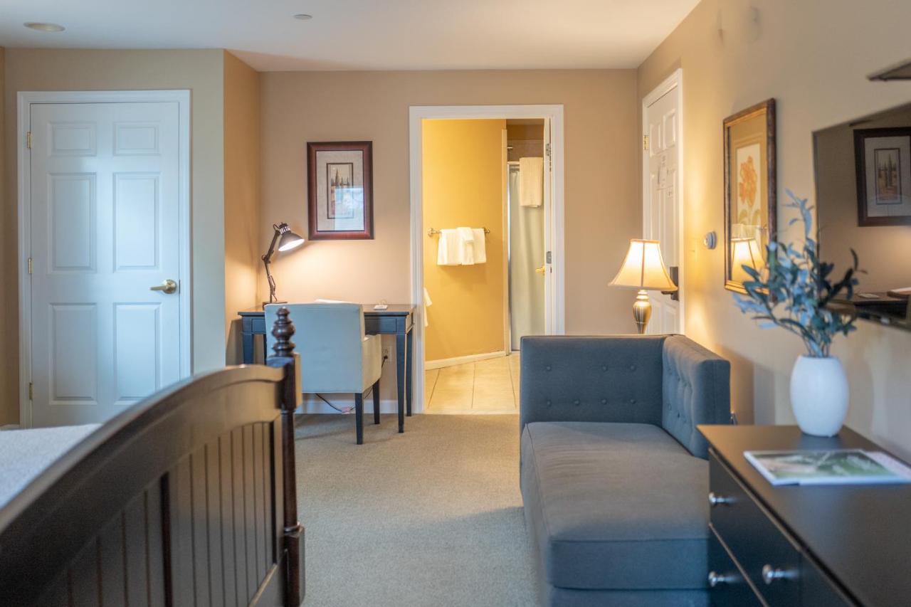 | OneSixtyFive, The Inn on Park Row