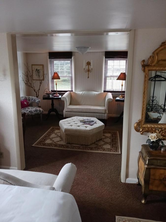  | The regina house tea room