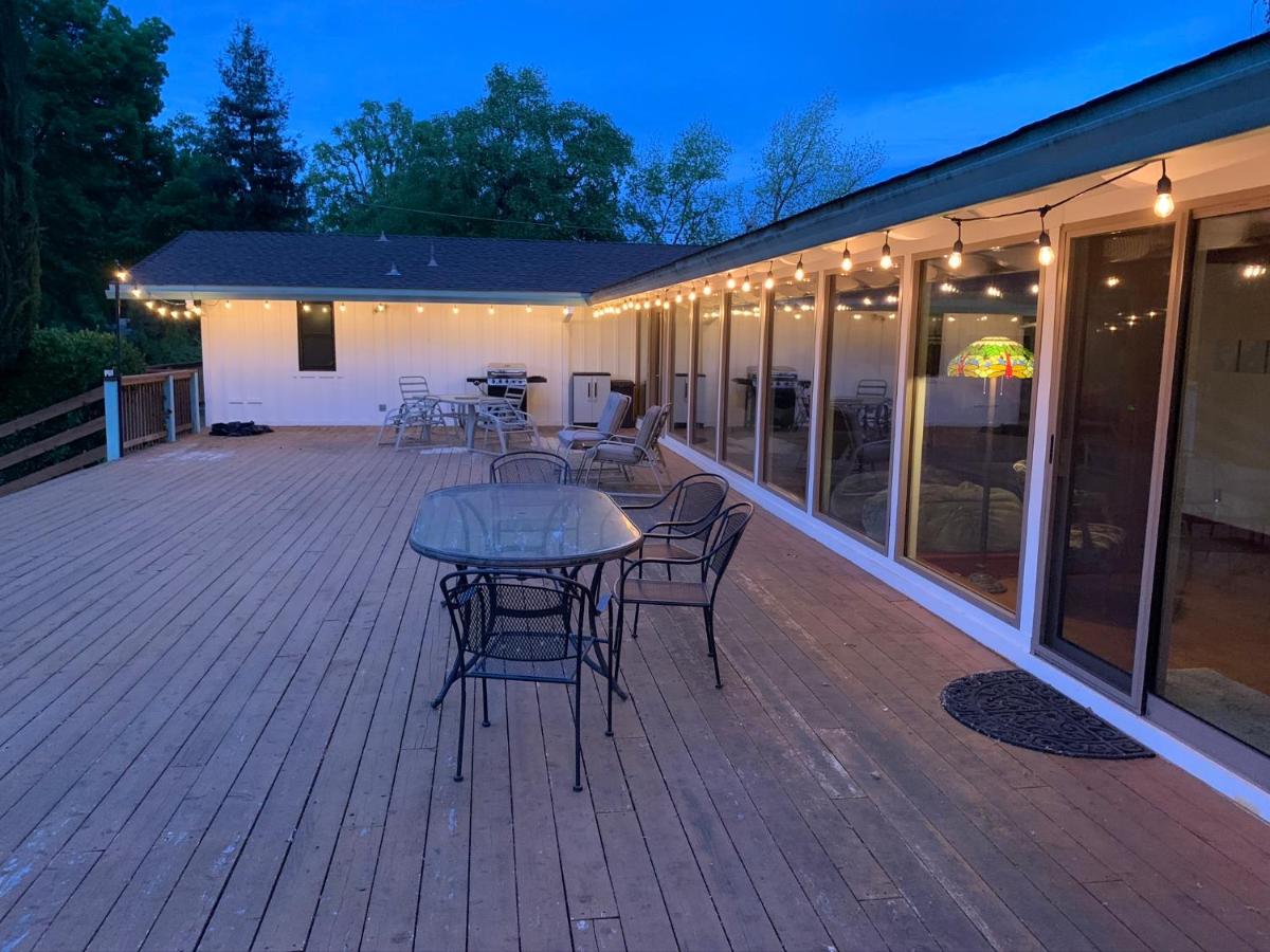 | Luxury Riverside Estate - 3BR Home or 1BR Cottage or BOTH - Sleeps 14 - Swim, fish, relax, refresh