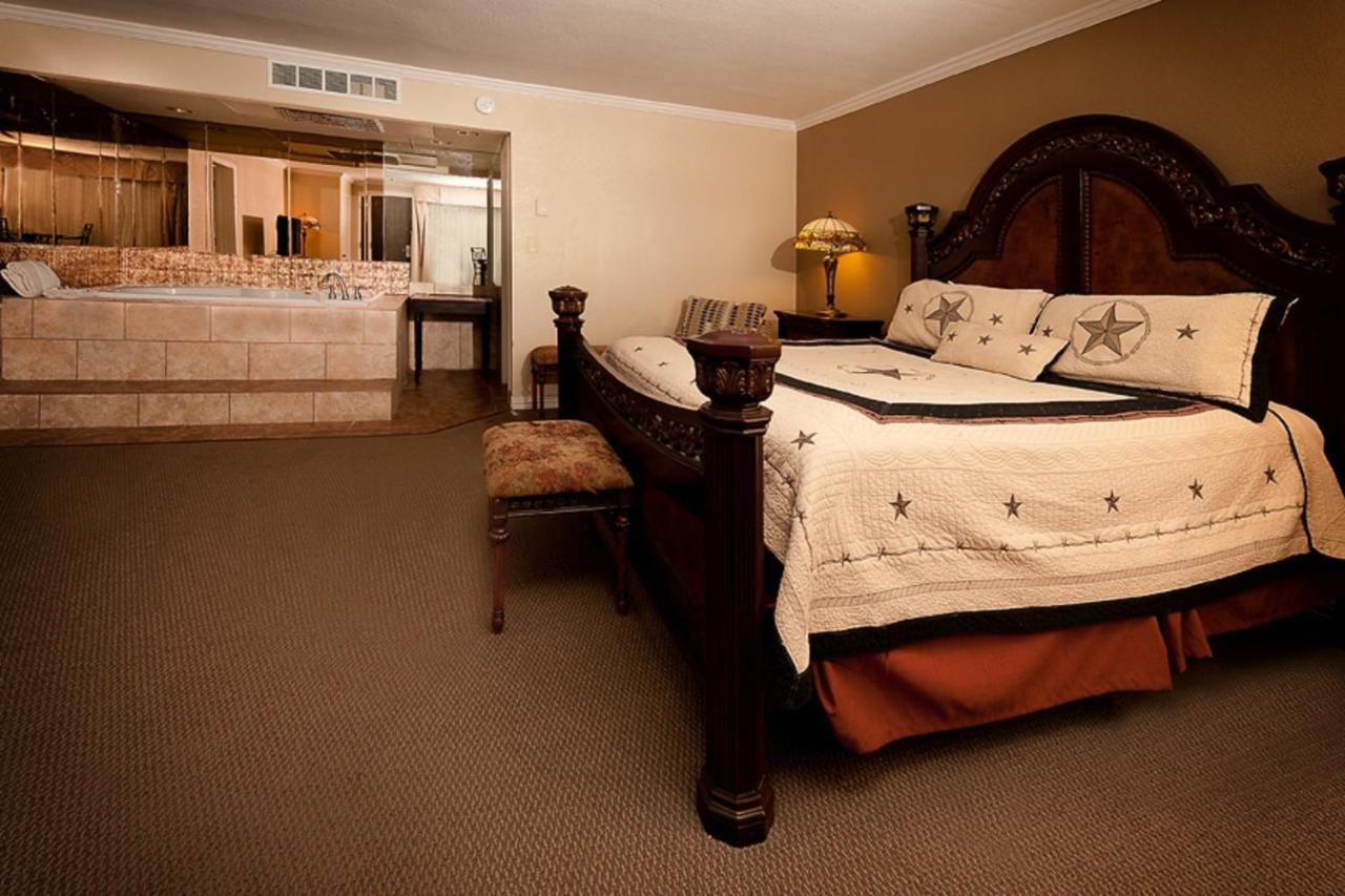 Grand Texan Hotel & Convention Center