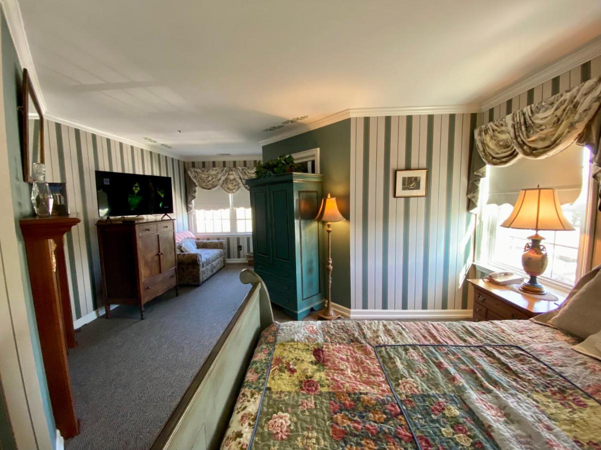 | The Cypress Inn