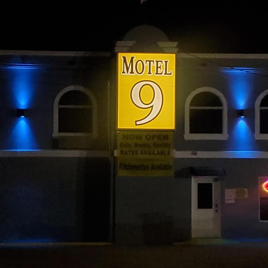  | Motel 9