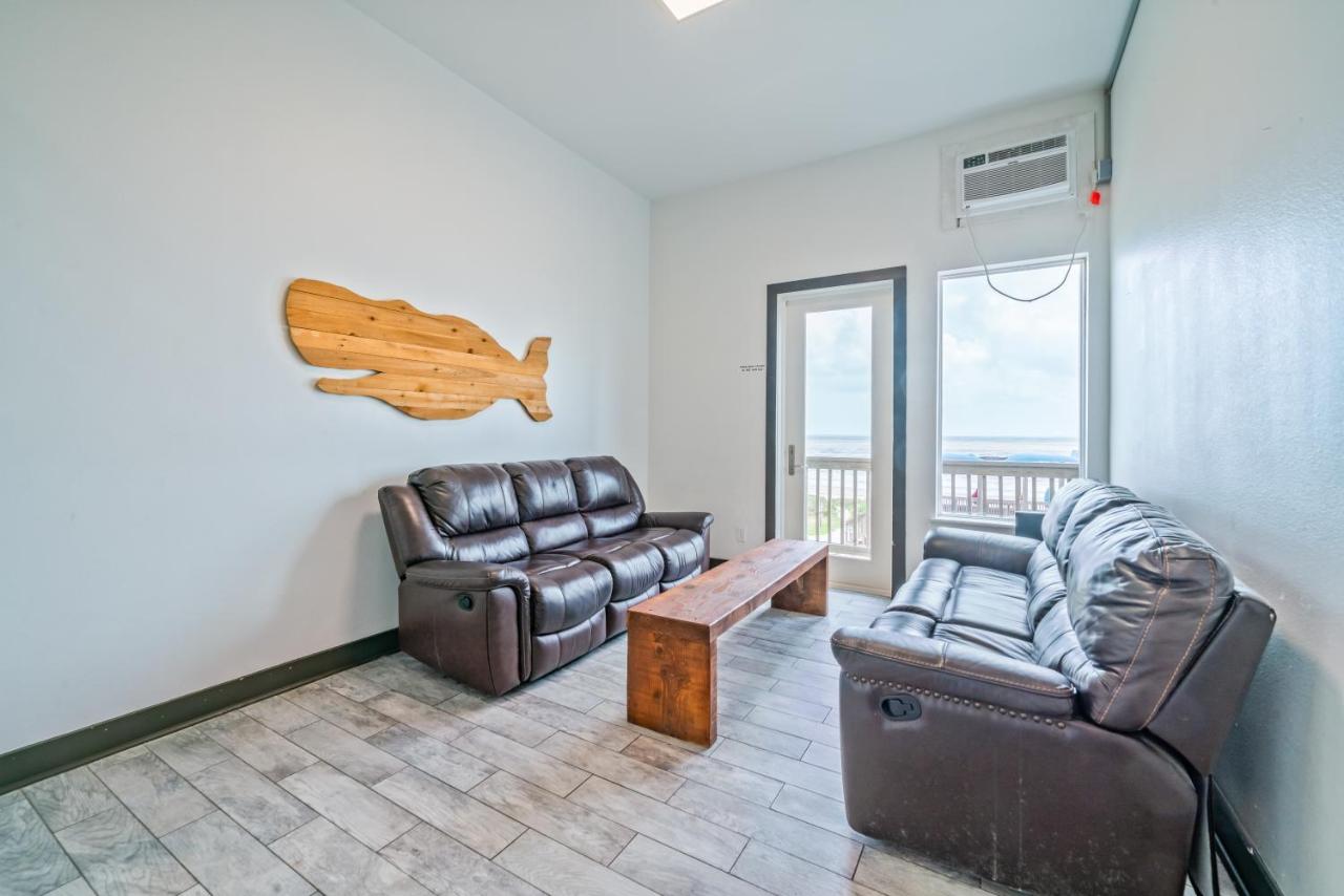 | Boardwalk Resort - Crystal Beach
