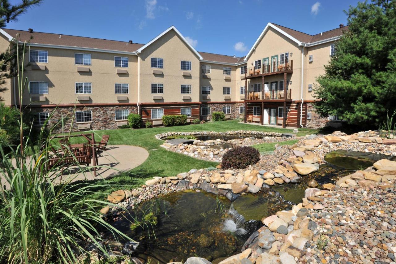 | Stoney Creek Hotel St. Joseph