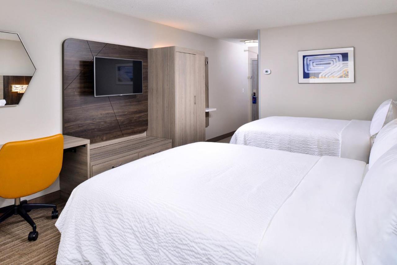 | Holiday Inn Express Winston-Salem Medical Ctr Area