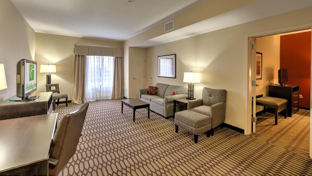 King Suite - Disability Access at Holiday Inn North Quail Springs, an IHG Hotel