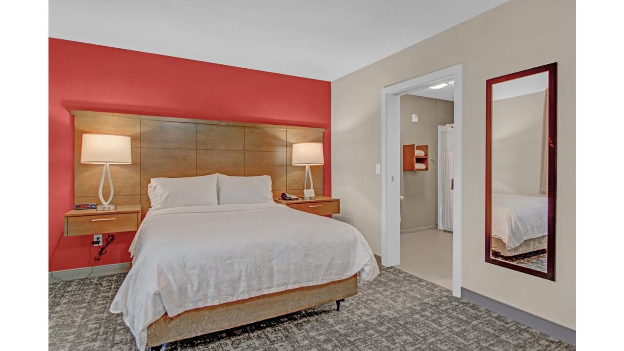 Studio Queen Suite with Mobility Accessible Tub - Non-Smoking at Staybridge Suites Salt Lake-West Valley City, an IHG Hotel
