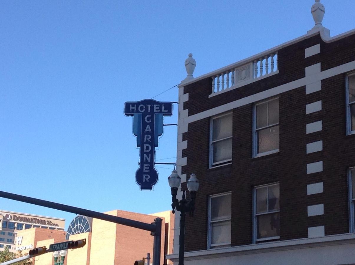 | Gardner Hotel