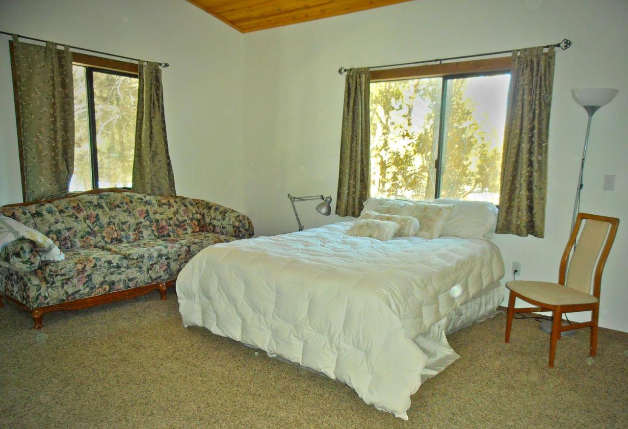 | FIND TRUE SECLUSION IN OUR PEACEFUL CHALET. 5 ACRES, TRAILS, TREES & SPA