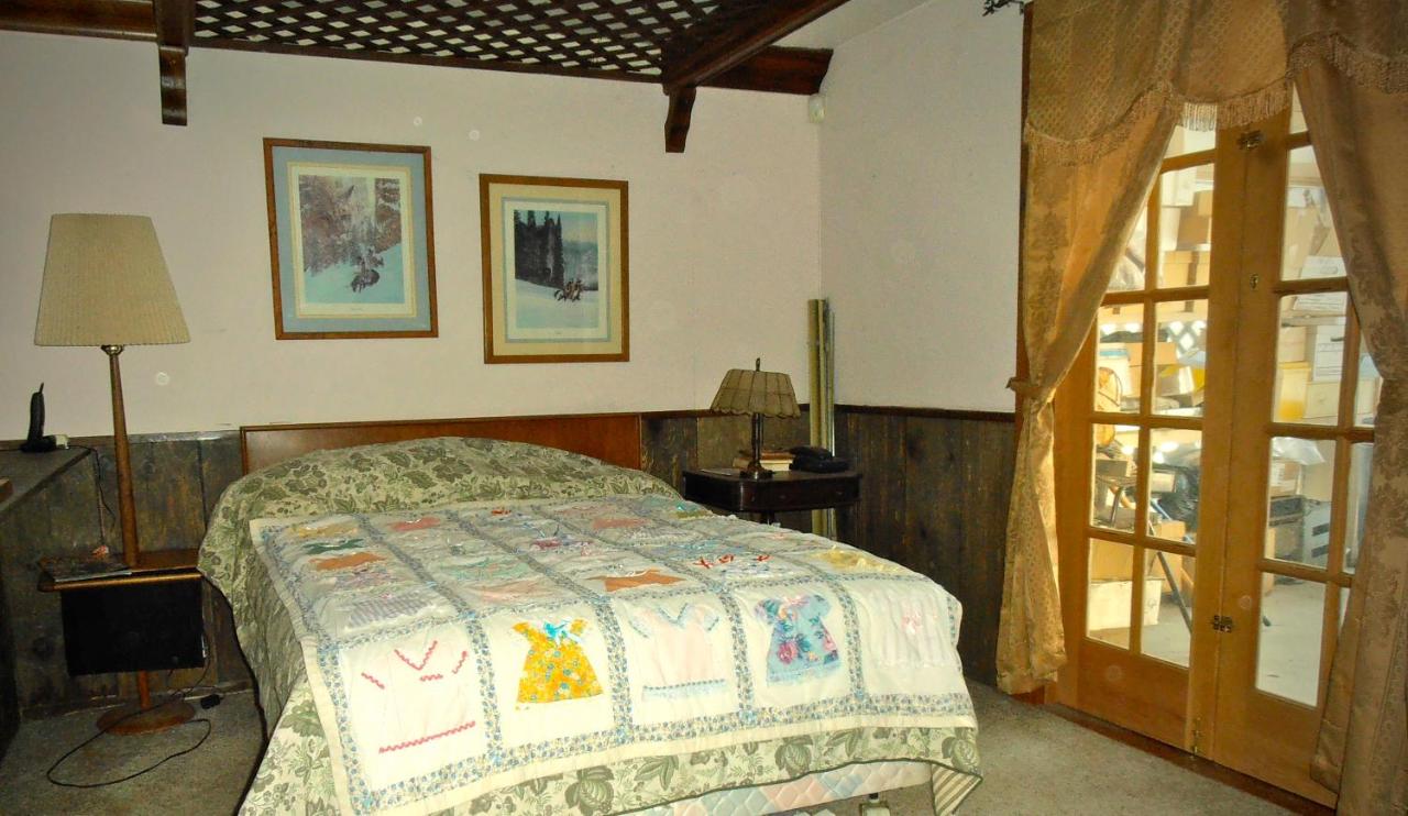  | FIND TRUE SECLUSION IN OUR PEACEFUL CHALET. 5 ACRES, TRAILS, TREES & SPA