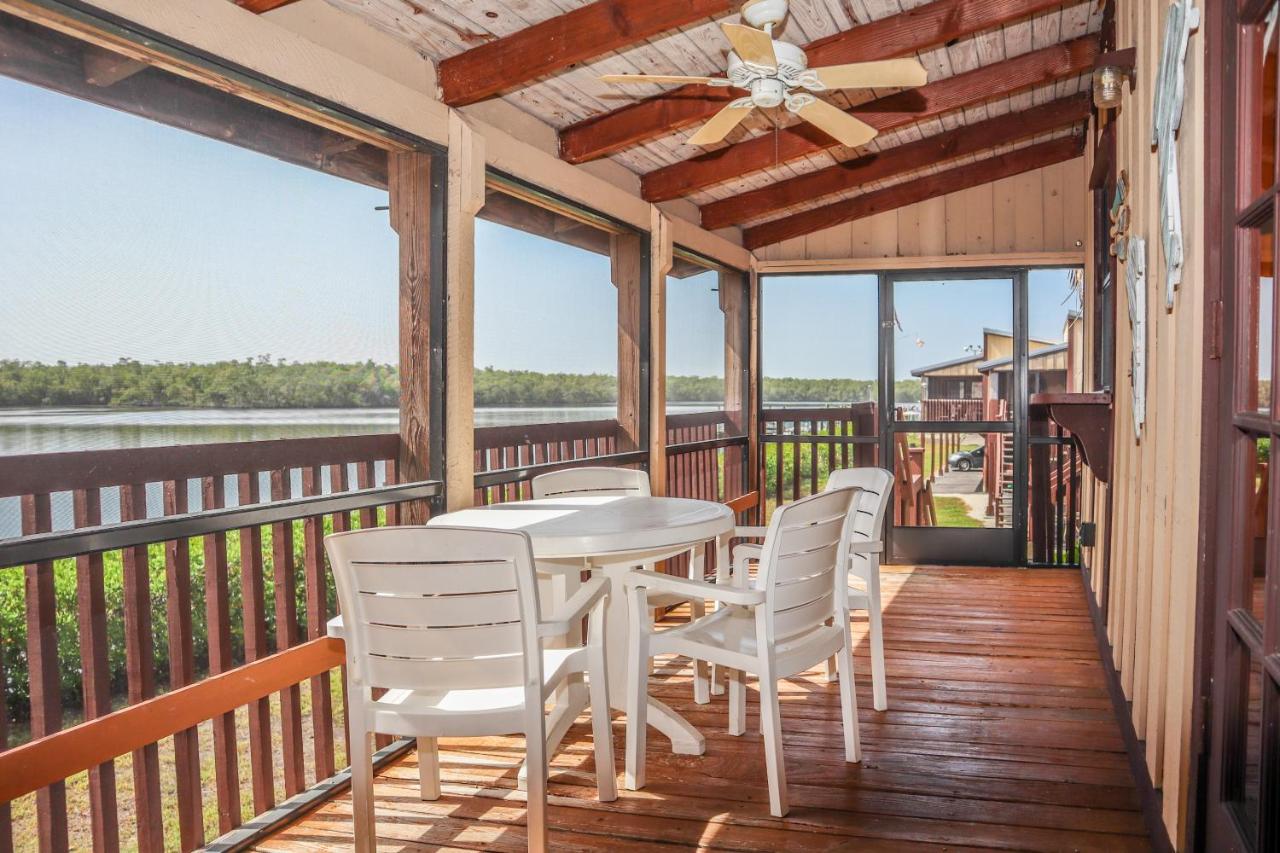 | River Wilderness Waterfront Cabins