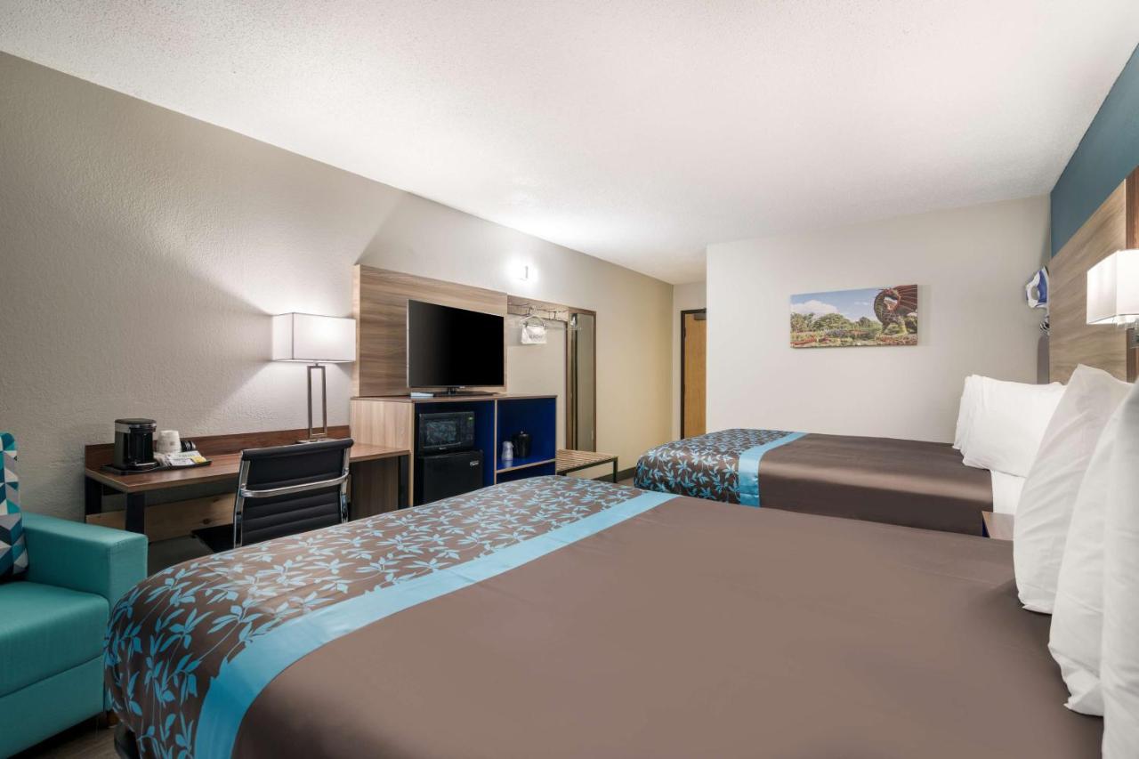 Queen Room with Two Queen Beds at SureStay Hotel by Best Western Lewiston