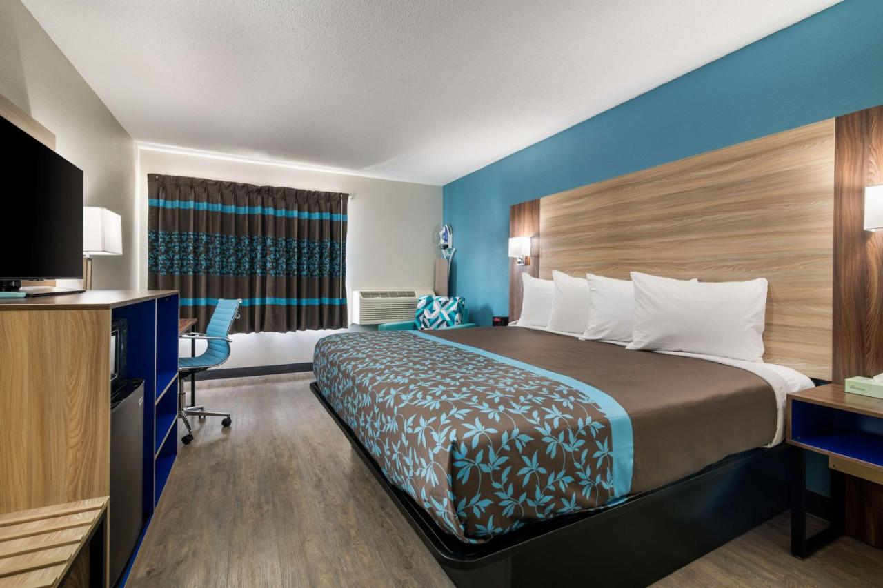 King Room at SureStay Hotel by Best Western Lewiston