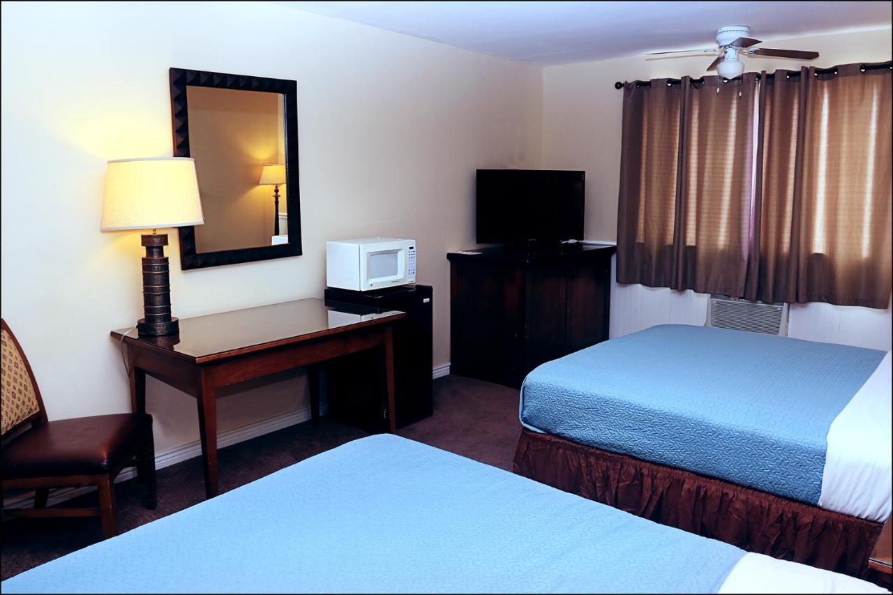 | Antler Motel