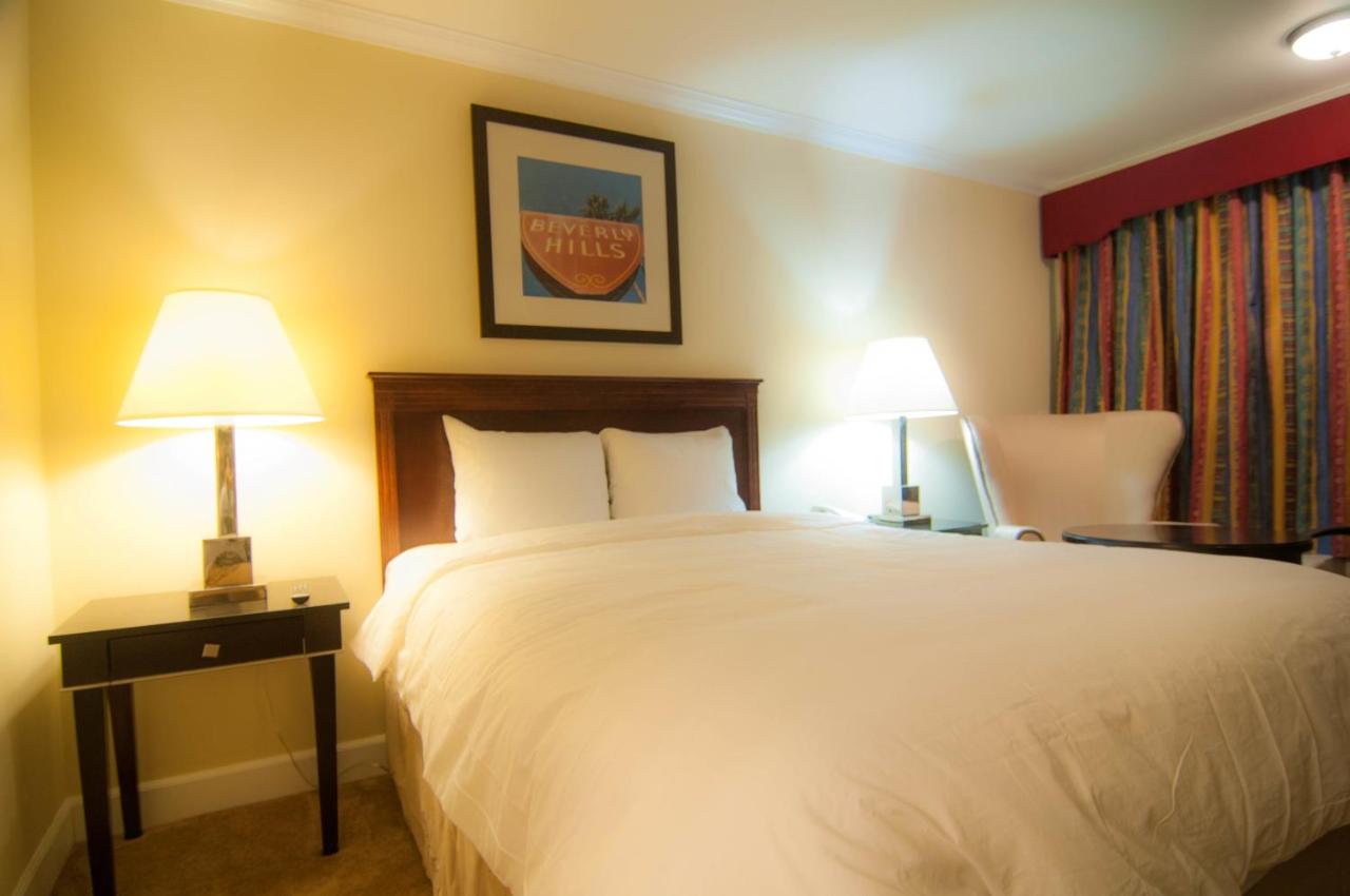 Deluxe Queen Room at Bokai Garden Hotel