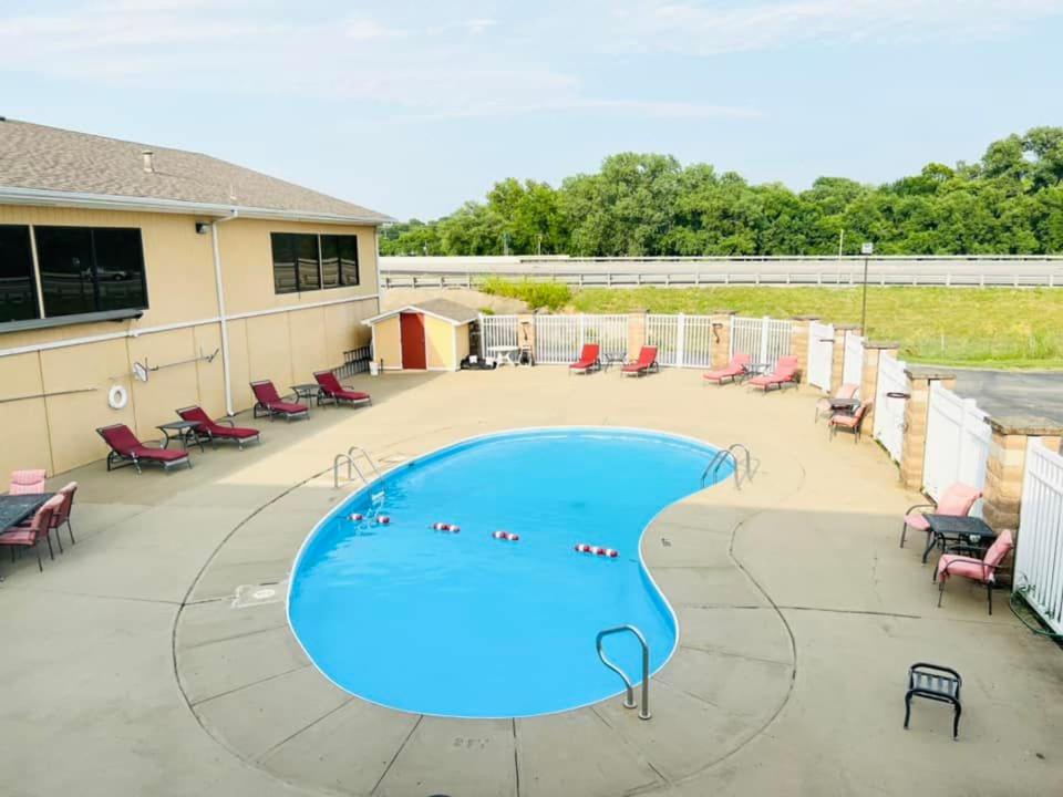 | Fort Scott Inn