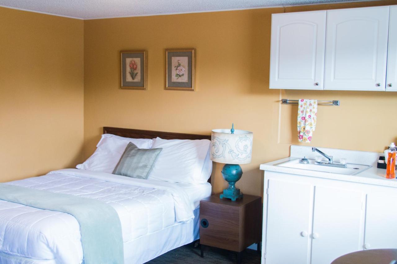 | Clarence Inn Extended Stay