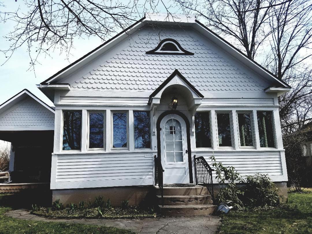 | Coeurd'Alene 5th Place Cottage