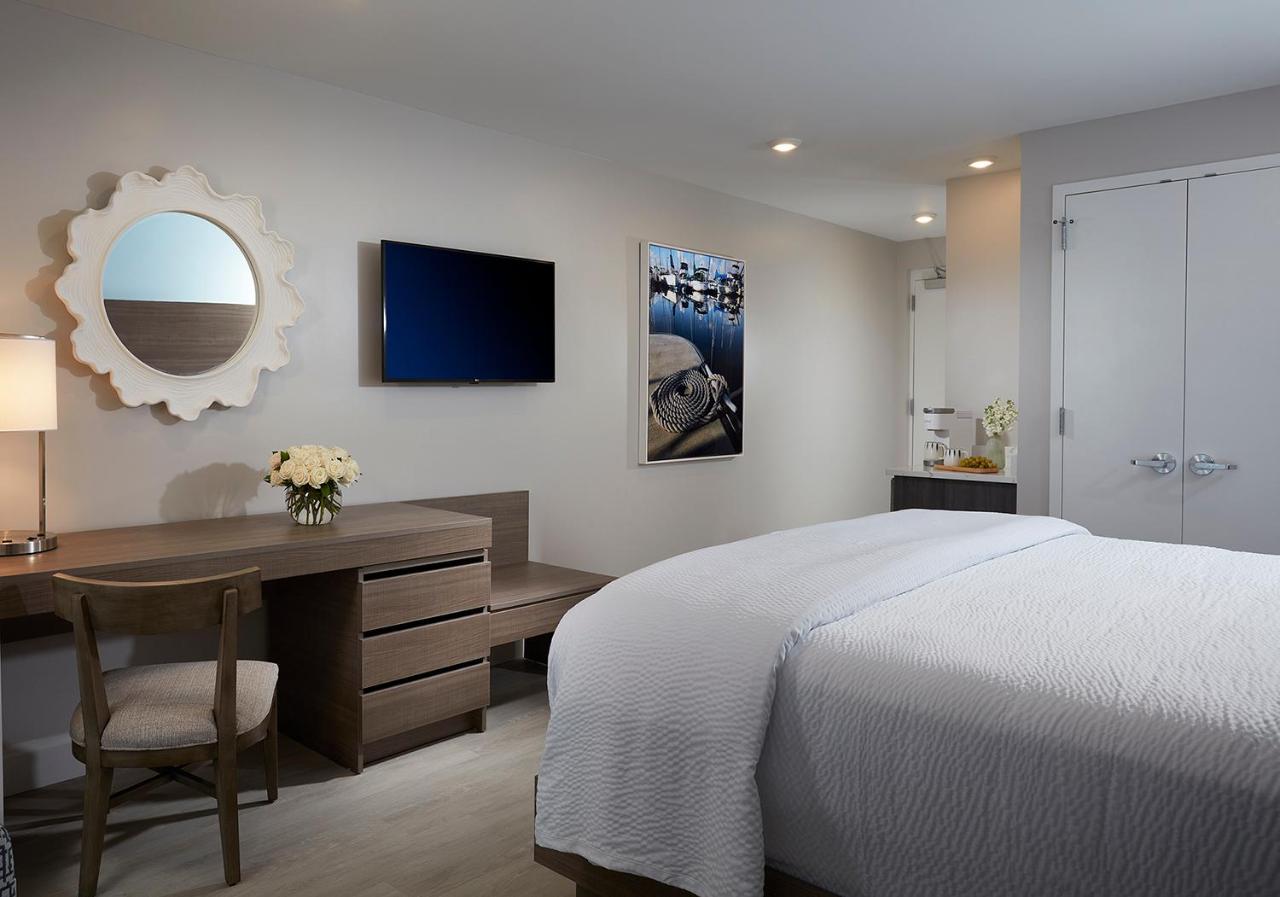 King Room at The Pointe Hotel