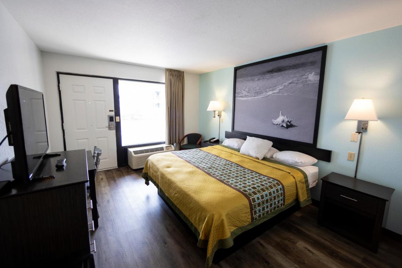  | Ocean Breeze Inn