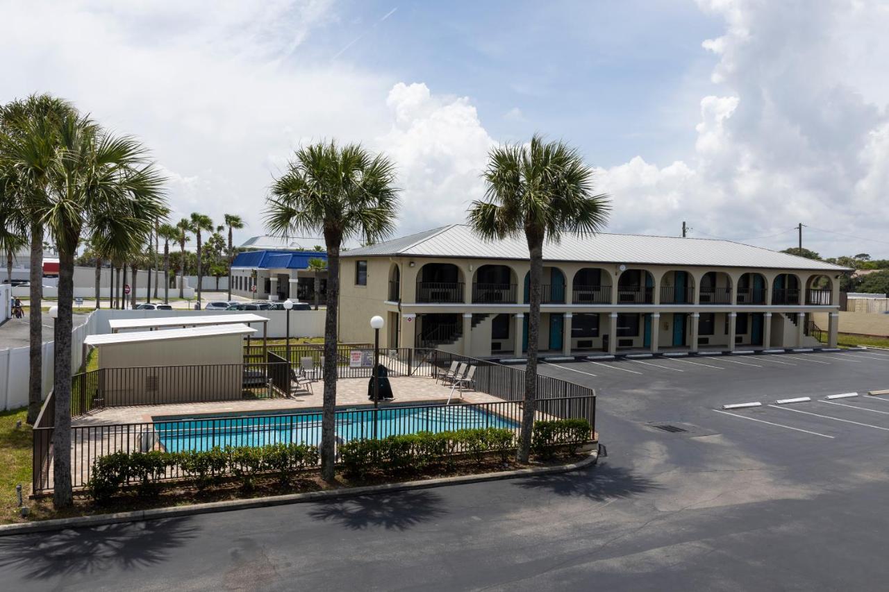  | Ocean Breeze Inn