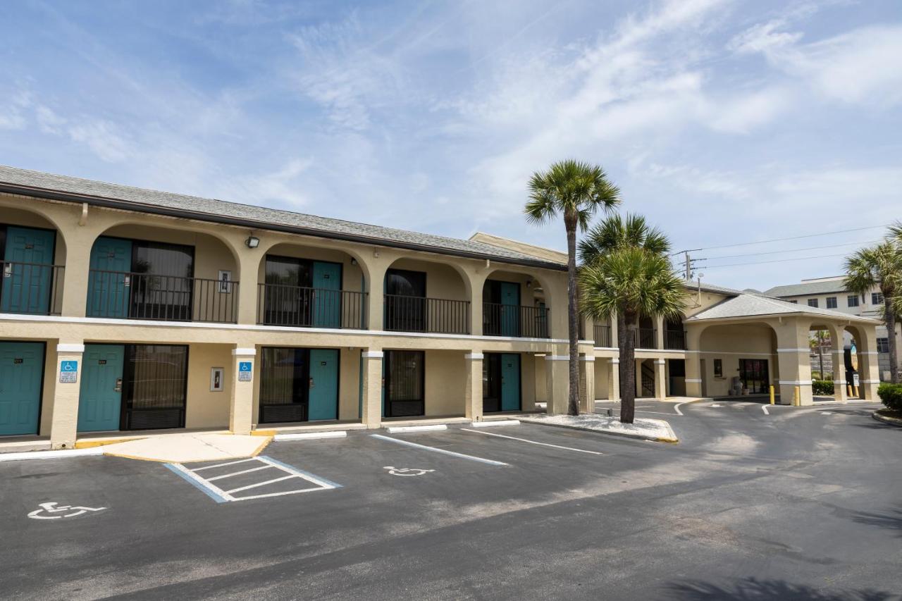  | Ocean Breeze Inn