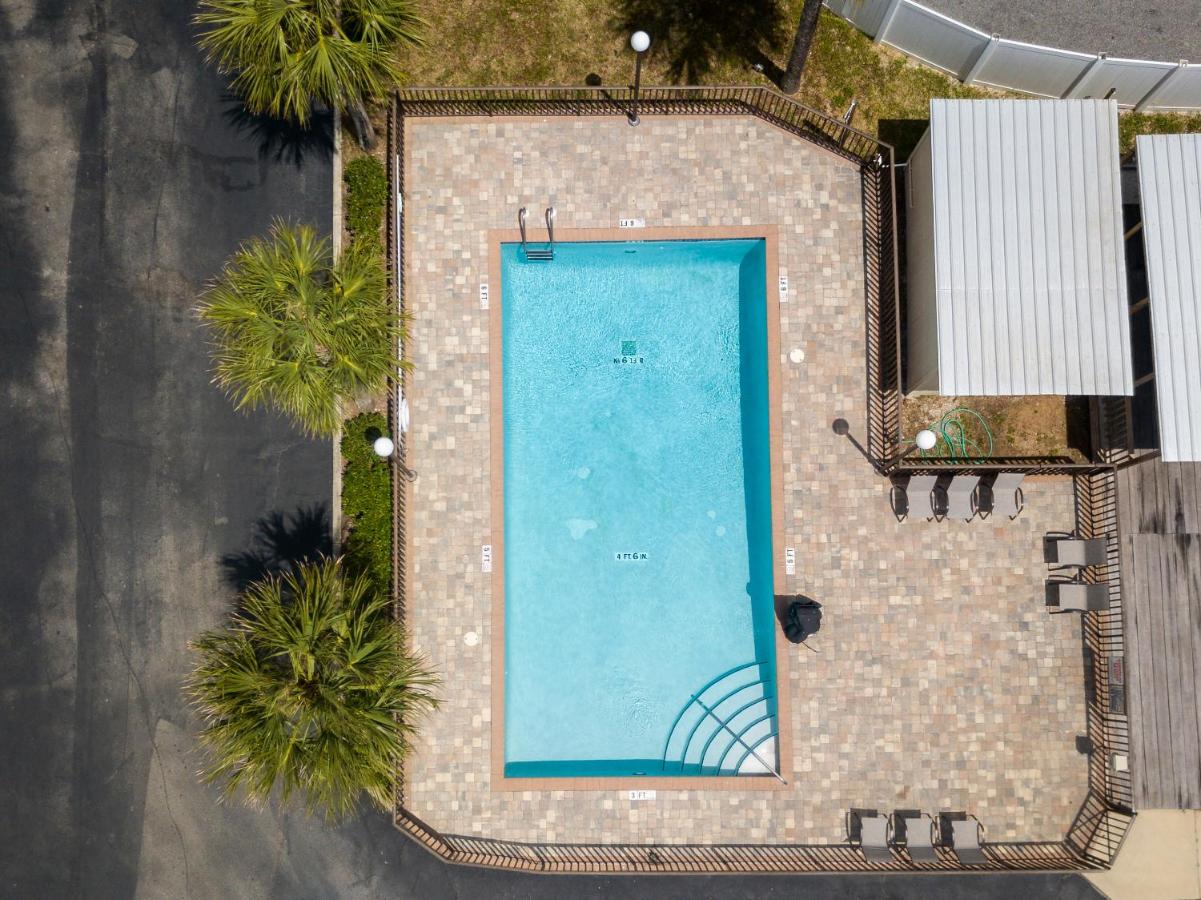  | Ocean Breeze Inn