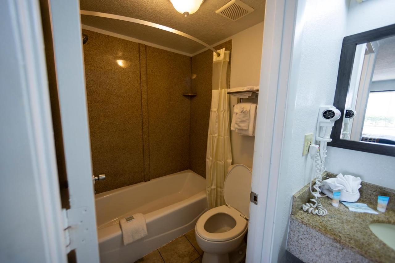  | Ocean Breeze Inn