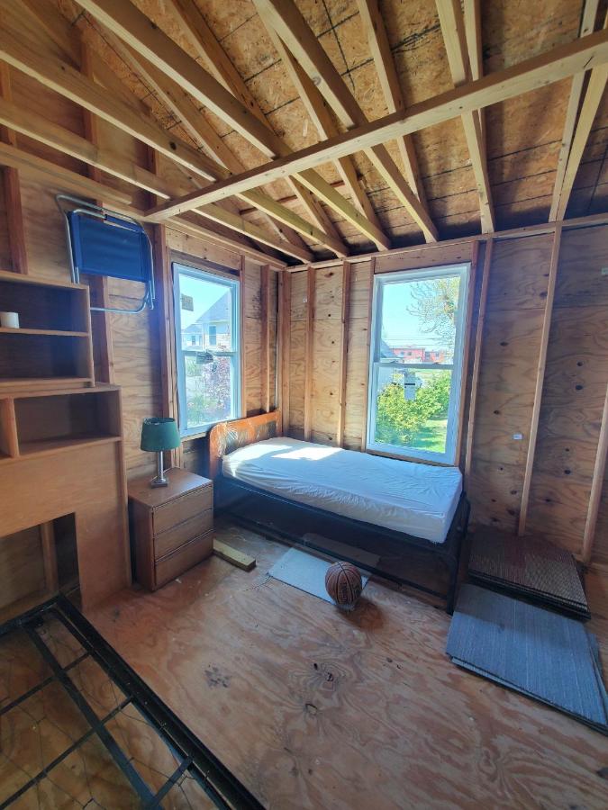  | Room in Cabin - Camping Cabin With Sauna Access 2nd Fl-