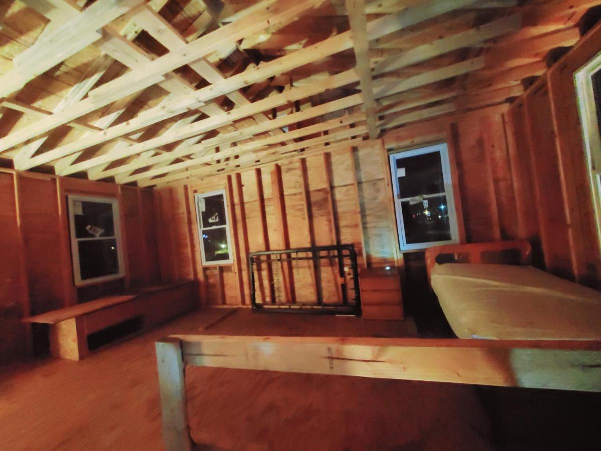  | Room in Cabin - Camping Cabin With Sauna Access 2nd Fl-