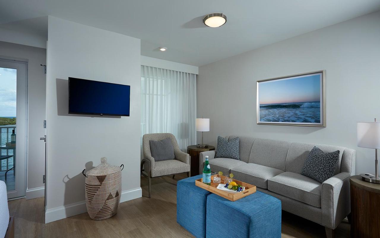 Superior Suite with Sea View at The Pointe Hotel