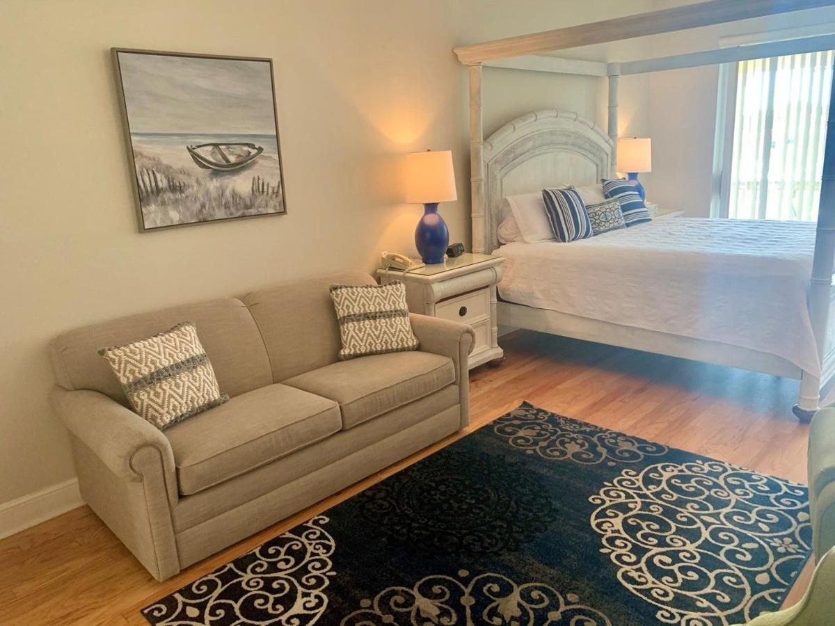  | Inn at Camachee Harbor View 22