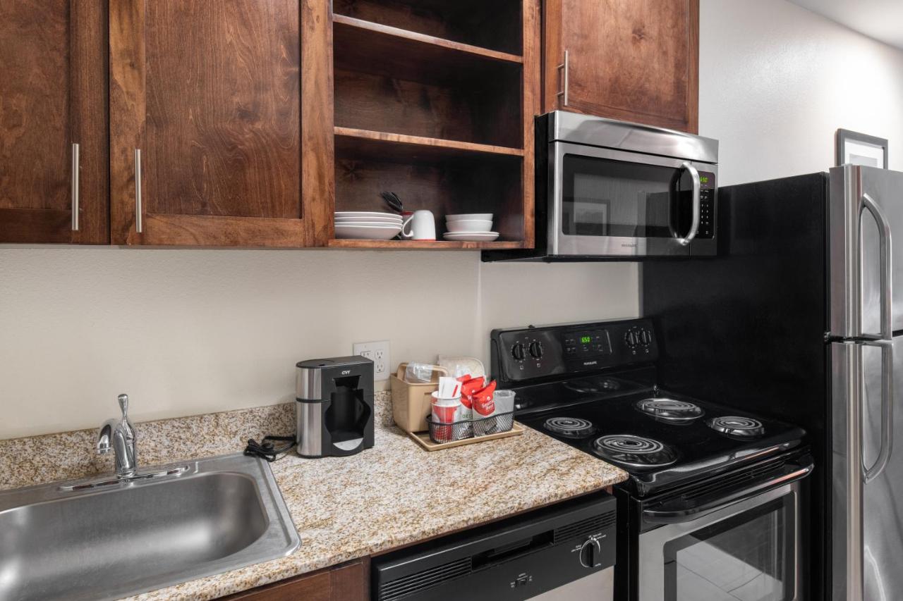| Home Away Kitchen Suites Enid