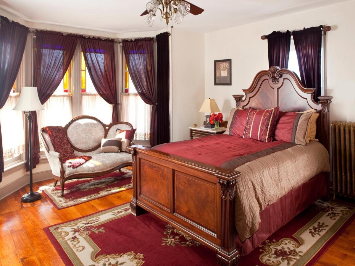 | Brickhouse Inn B&B