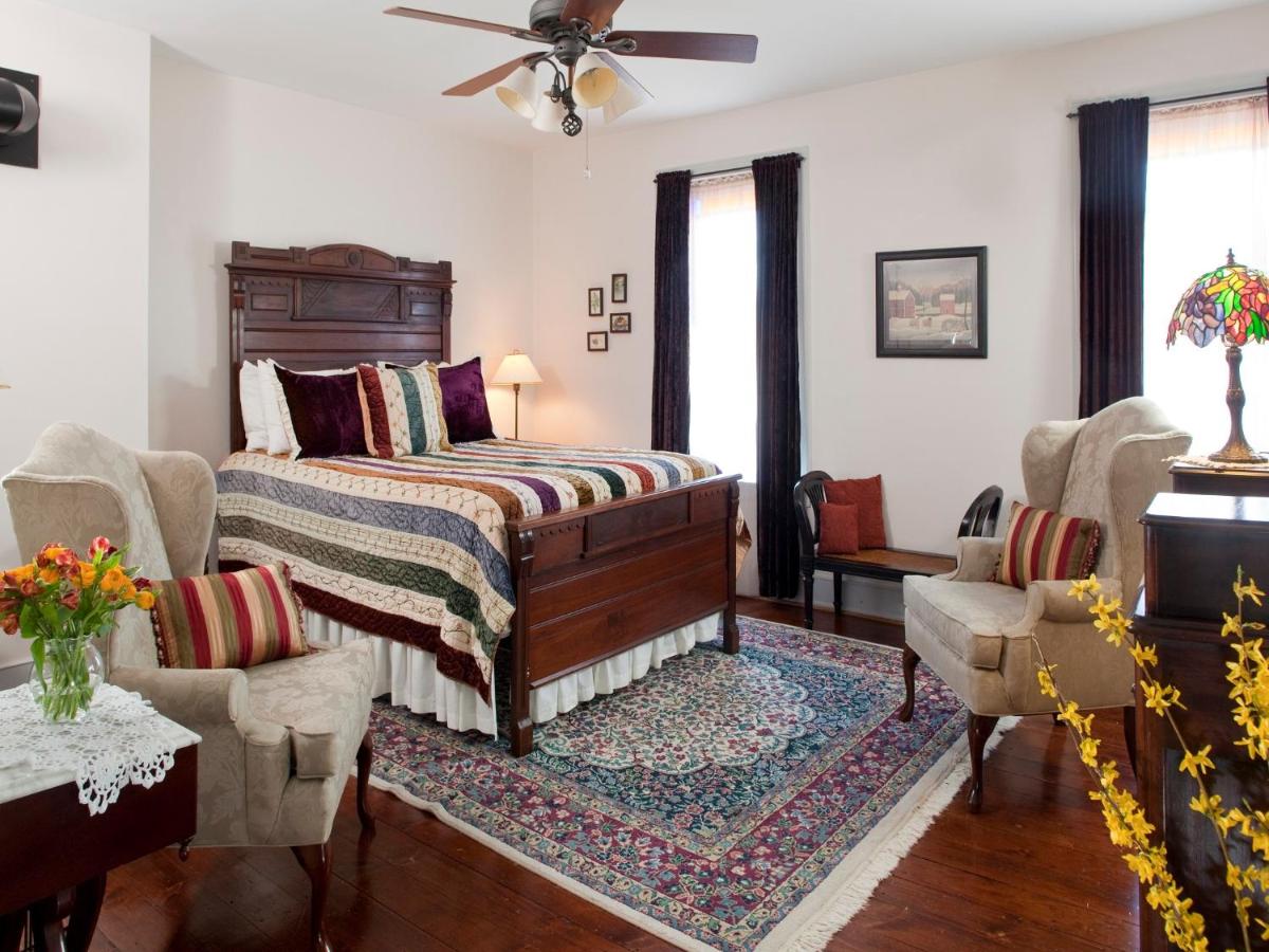 | Brickhouse Inn B&B