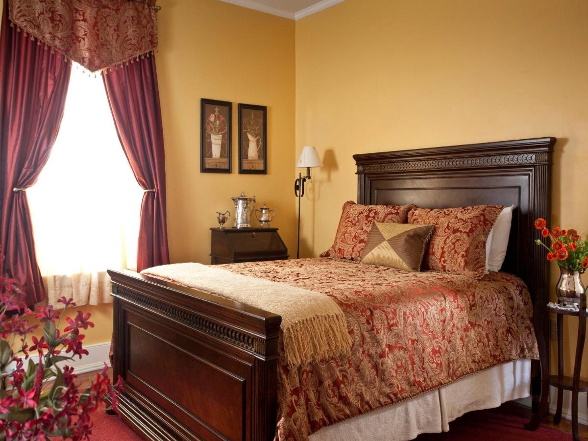 | Brickhouse Inn B&B
