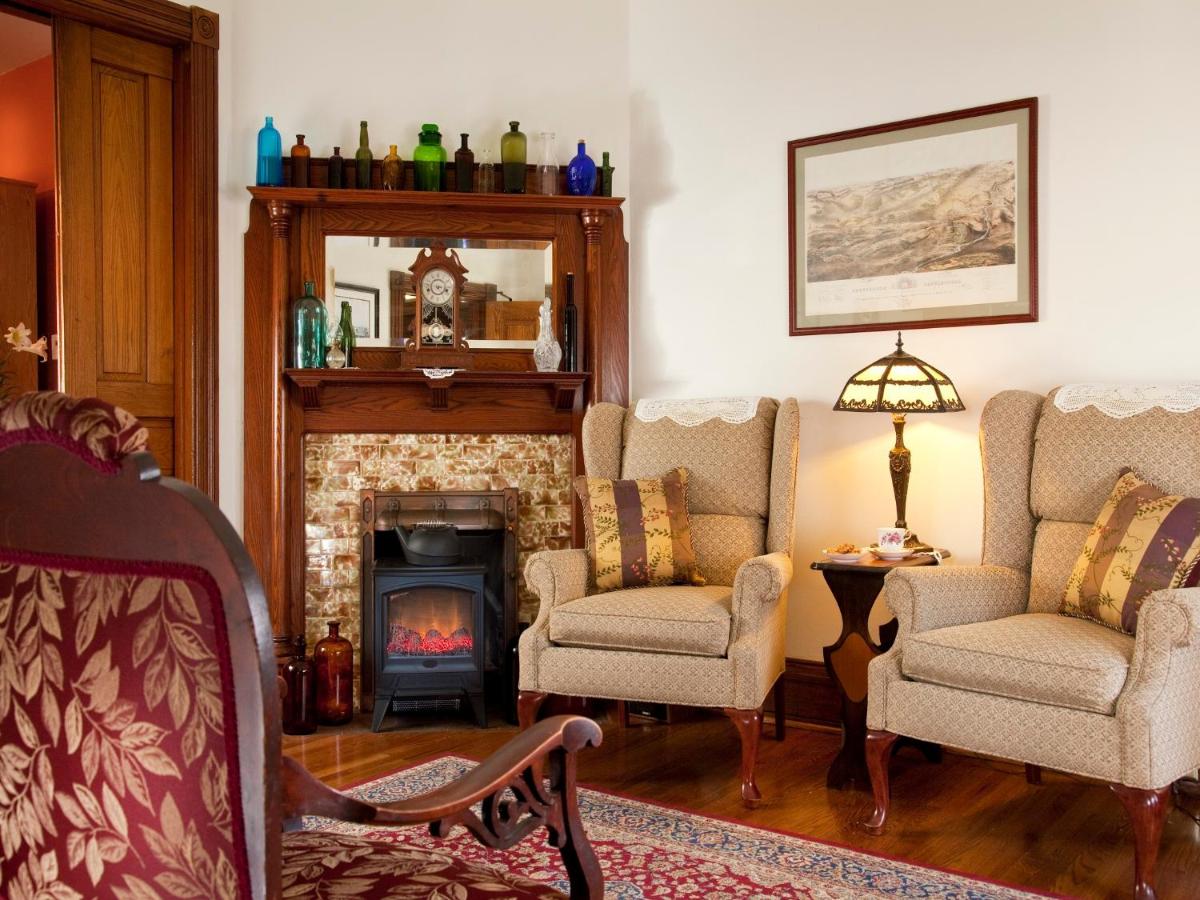 | Brickhouse Inn B&B