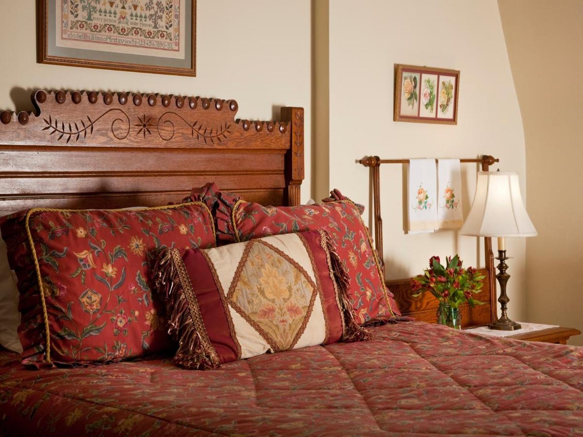 | Brickhouse Inn B&B