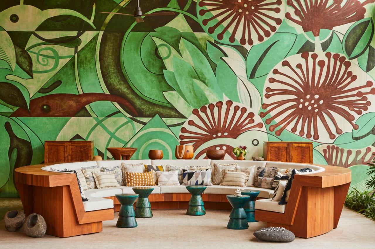 | Mauna Lani, Auberge Resorts Collection
