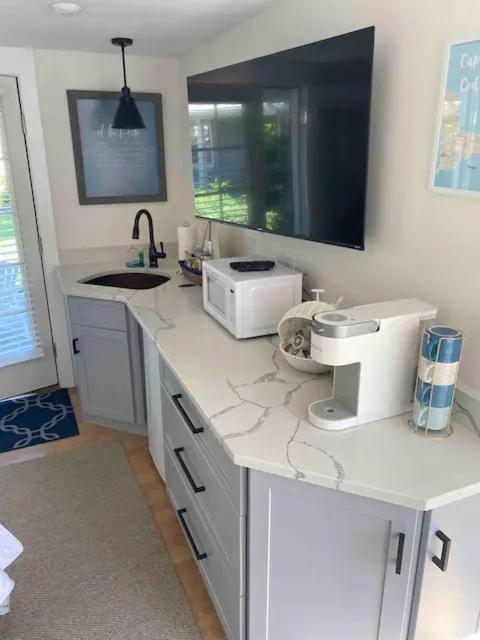 | Allen Harbor Rentals