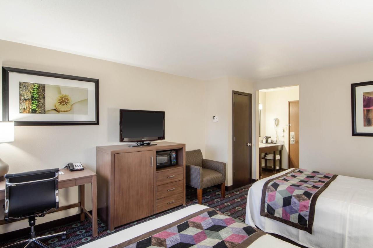 Double Room with Two Double Beds - Non-Smoking at Comfort Inn Tulsa Midtown