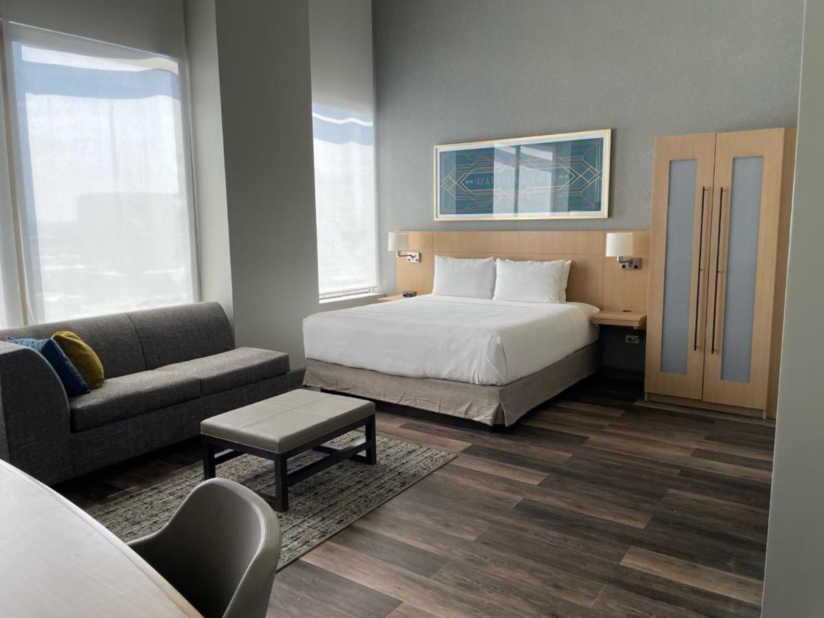 Superior King Room at Hyatt Place Tulsa Downtown
