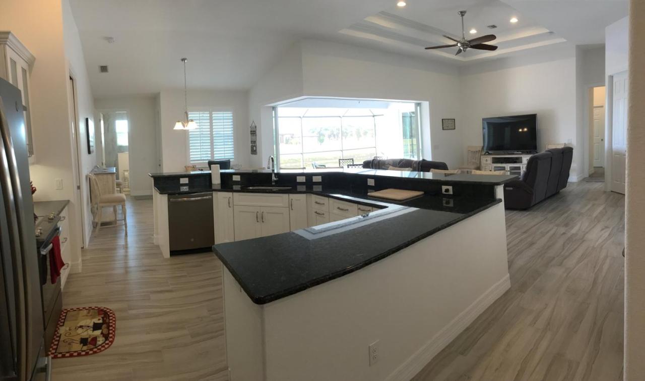 | Florida Secret - Private Villa with heated pool - sleeps 8