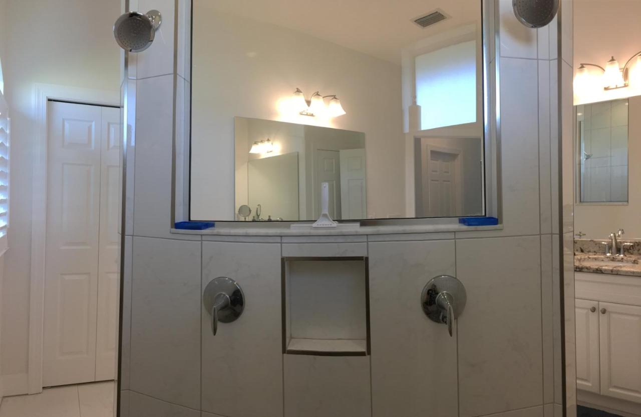 | Florida Secret - Private Villa with heated pool - sleeps 8