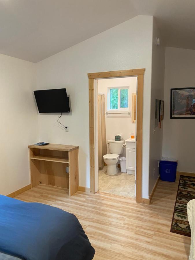 | Talkeetna Wilderness Lodge & Cabin Rentals