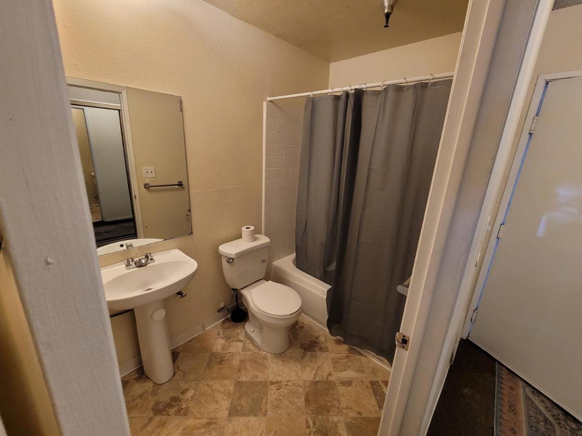 | (A07) LA Spacious Double Bed Suite