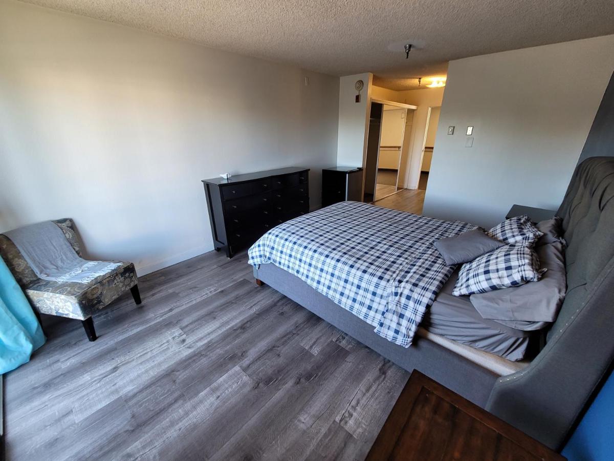  | (B26) LA/Beverly Hills Hotel Style Unit