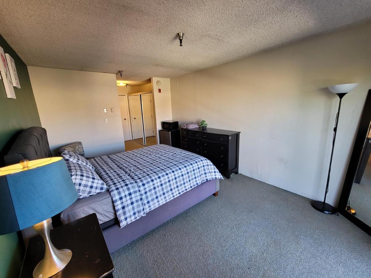 | (C05) Relaxed Unit with Private Bath