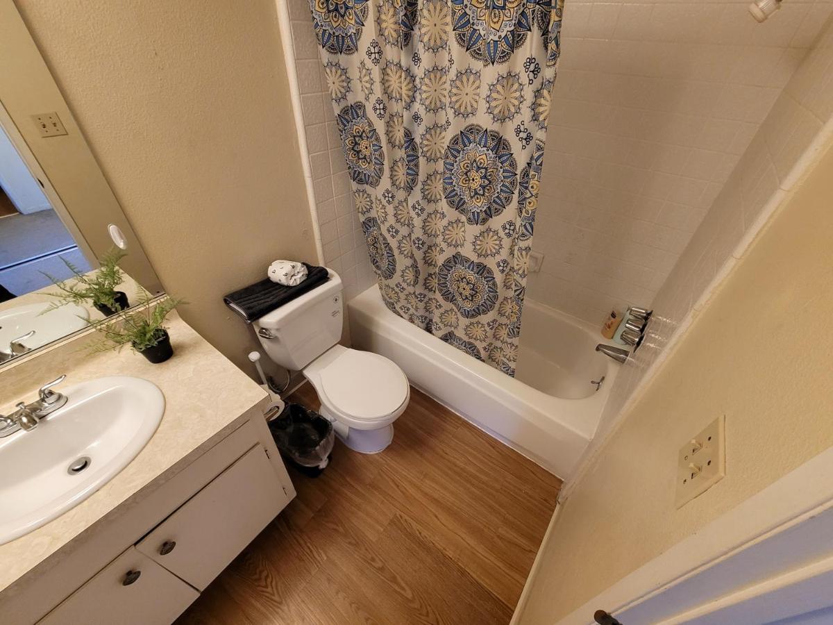 | (C05) Relaxed Unit with Private Bath