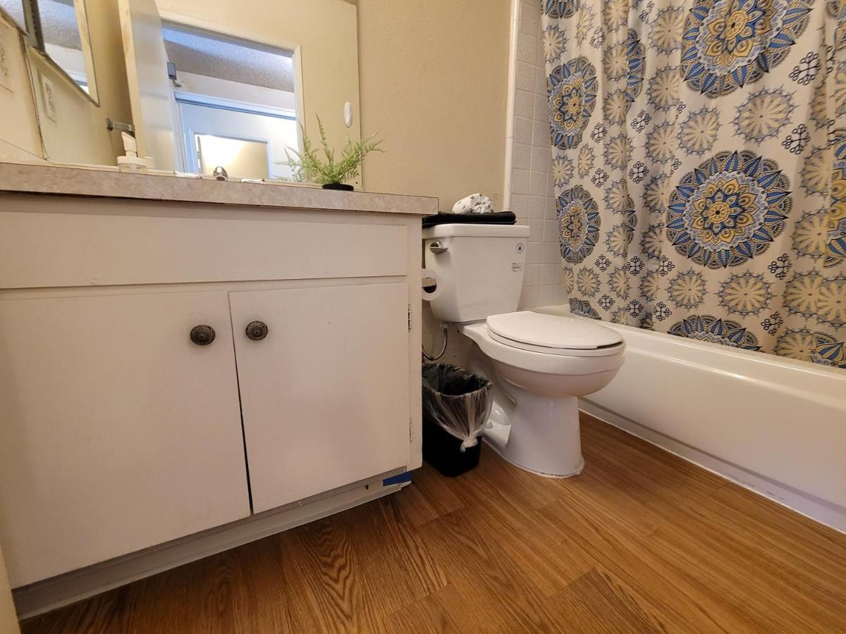 | (C05) Relaxed Unit with Private Bath